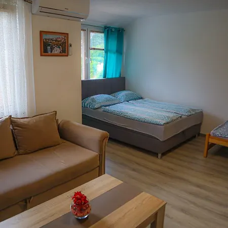 Bozena Apartman