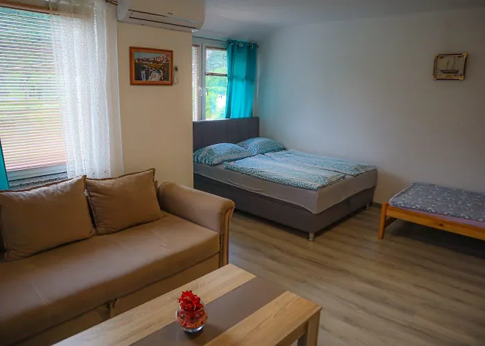 Bozena Apartman
